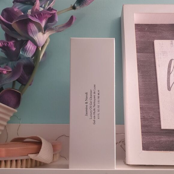 JO Malone Rodin Jasmine & Neroli Luxury Oil Gel Face Cleanser - Picture 5 of 9